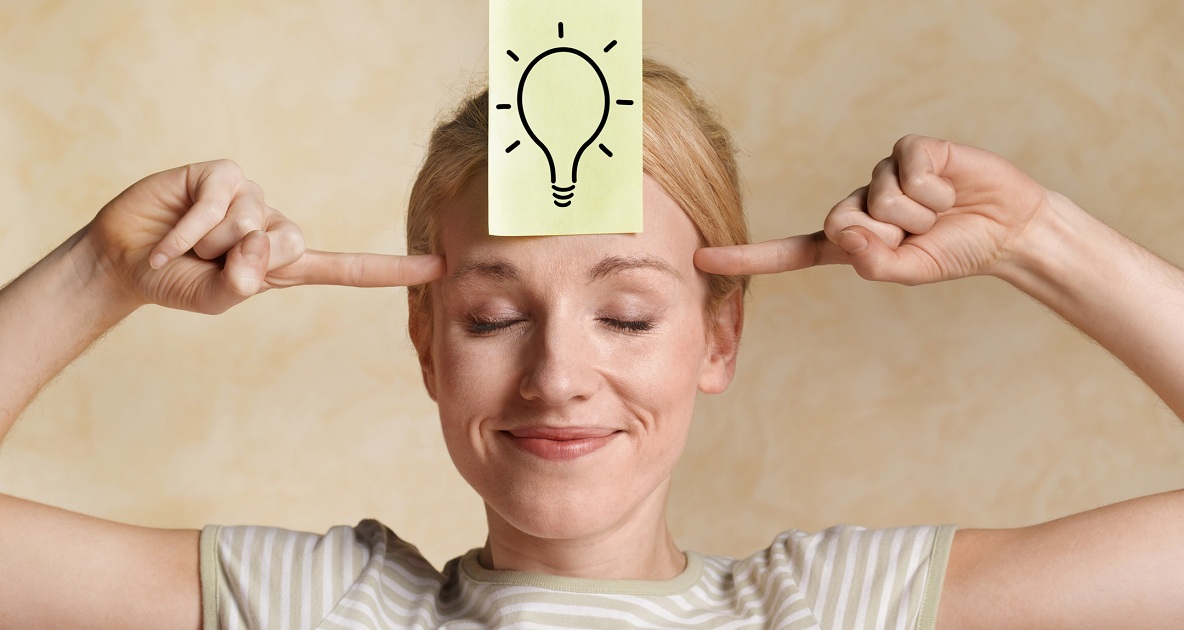 giovane che ha una idea